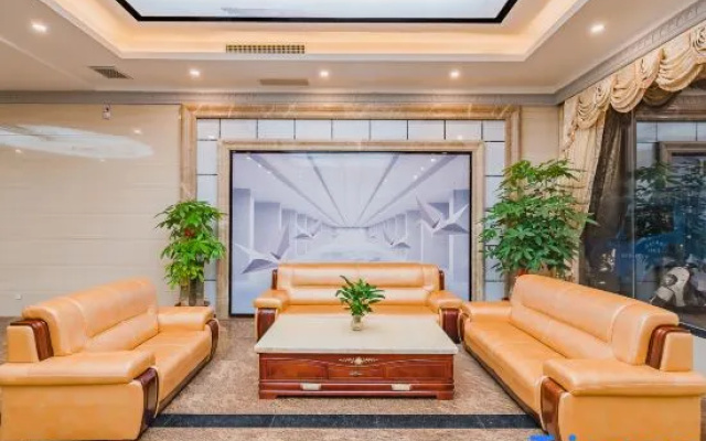 Zhuxin Business Hotel