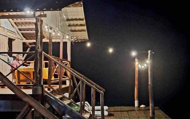 San Blas Private Over-the-Water Cabin