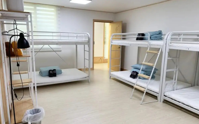 Jejudo Hasukjip Guesthouse