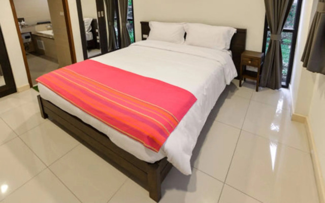 The Pad Silom Convent Serviced Apartment
