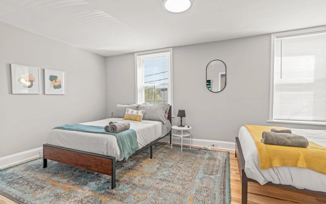 Spacious & Central Getaway Queen Beds