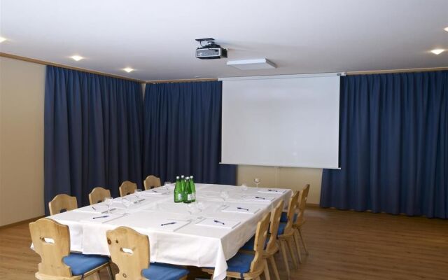 Al Vadret Swisslodge