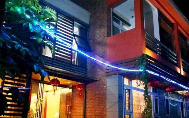 Tianquan 18 Degree Holiday Villa Hotel