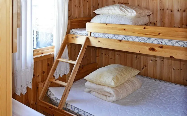3 Person Holiday Home in Henningsvaer-by Traum