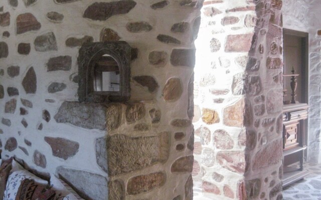 Enchanting Island House on Syros Island, Chroussa Village Surrounded b