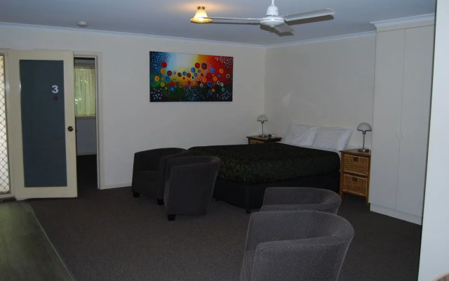 Sportsmans Motor Inn