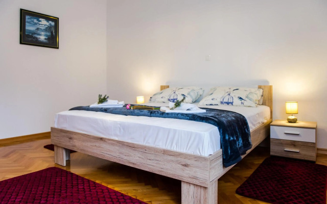 Dundo Baldo Apartment