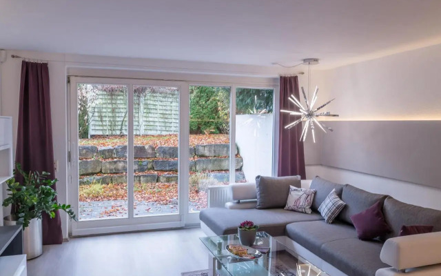 Ruhiges Und Zentral Gelegenes Apartment