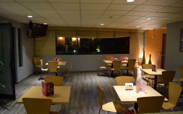 Hotel & Suites La Marquesa