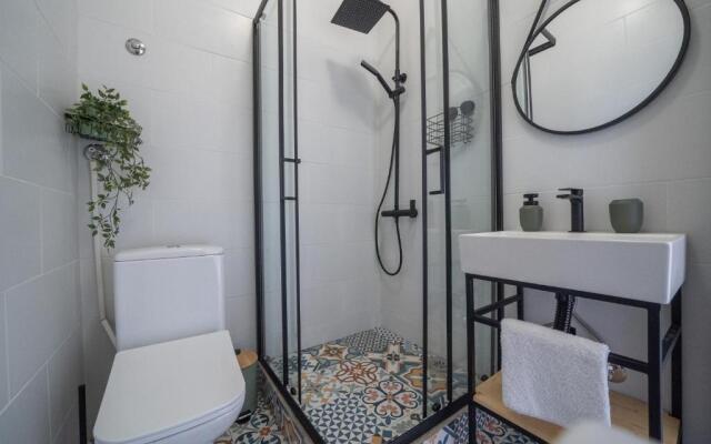 3M - Stylish studio apartment with terrace