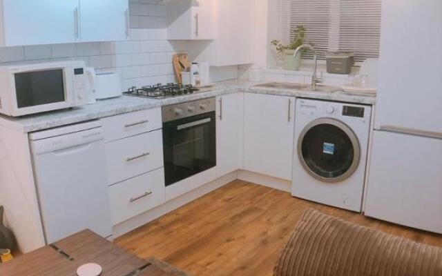 Comfortable double bedroom lovely bungalow