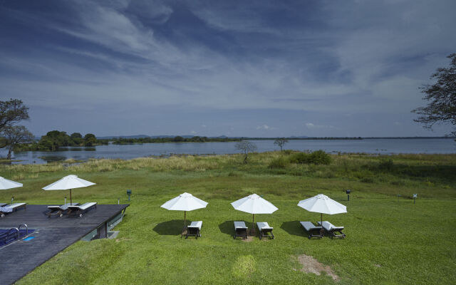 EKHO Lake Polonnaruwa