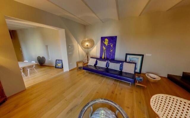 Luxury apartment Sestosenso La Porta