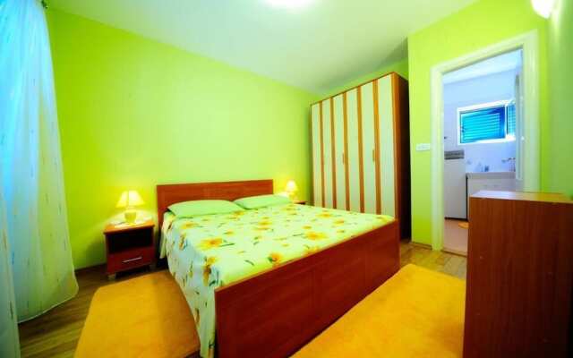 Villa With Garden and Pool, Supetar, Island Brac