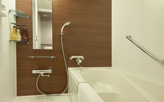 Naha-West Inn