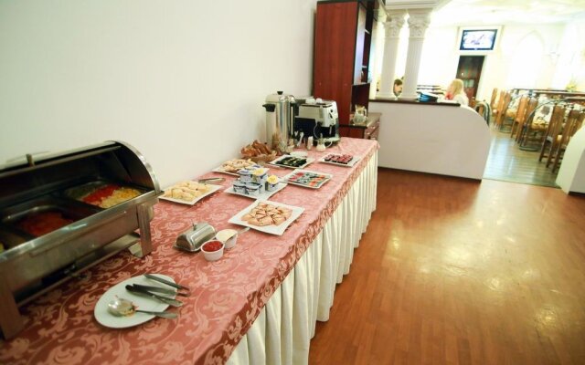 Гостиничный комплекс «Версаль»