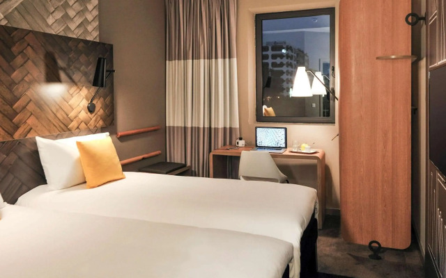 Ibis Casa-voyageurs
