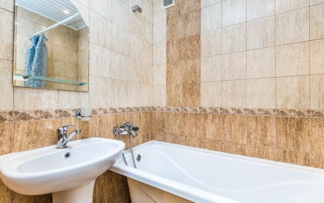 Rent Flat on Malygin Street 5