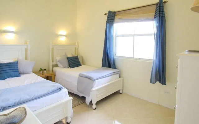 Poolside Apartment 5 Mins From Beach - Lantana 15 By Bsl Rentals