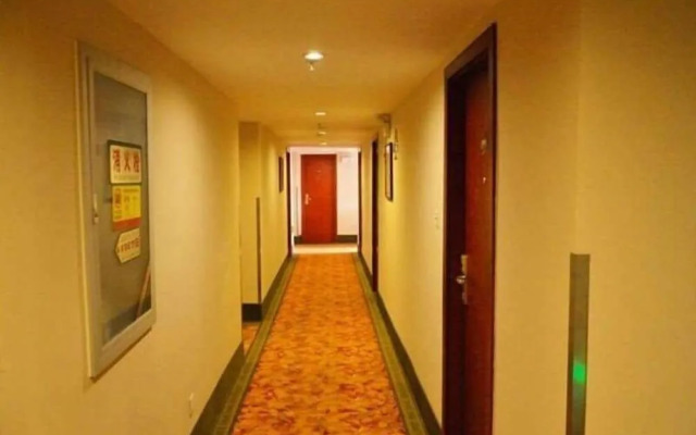 Greentree Inn Suzhou Kunshan Pl Xinxing Rd Express Hotel