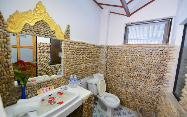 Teak Wood Hotel