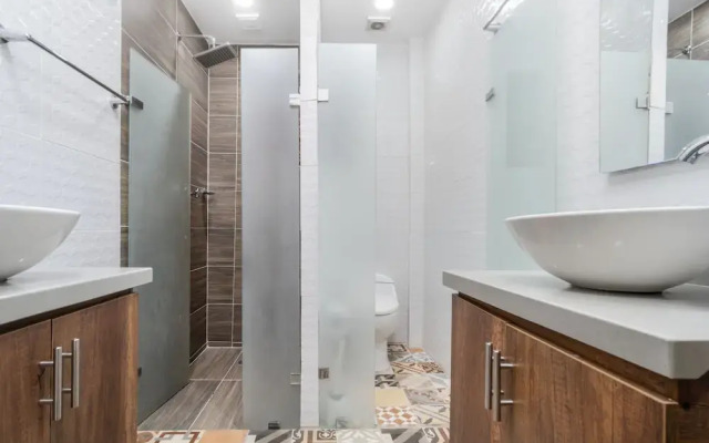 Casa Madera Parque Lleras by HOUSY HOST