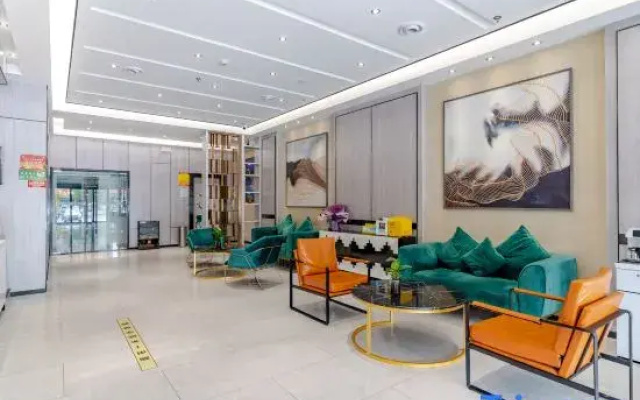 Gujing Junlai Hotel (Tianchang Hongsheng Square)