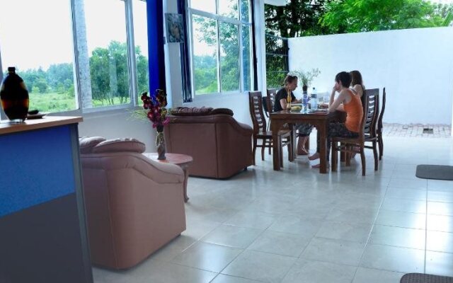 Otha Shy Airport Transit Hotel