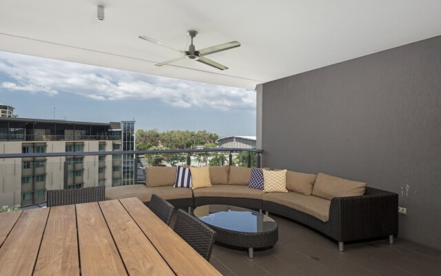 Saltwater Suites - 1, 2 & 3 Bed Waterfront Apartments