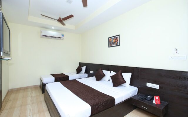 OYO 2155 Hotel Wardhman