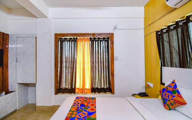 Fabhotel New Dream Palace
