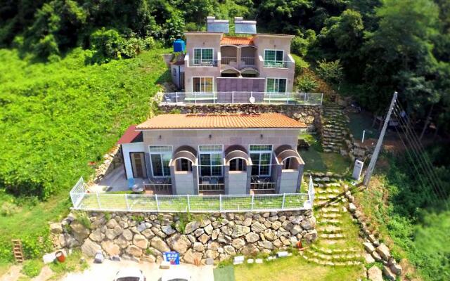 camphaebeach pension