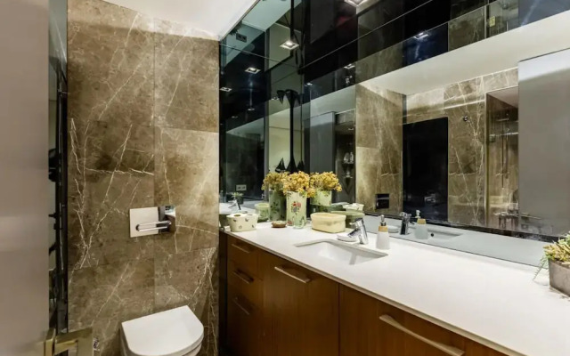 Stylish Flat With Backyard Near Malls in Besiktas