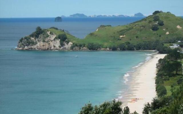 Hahei Beach Escape