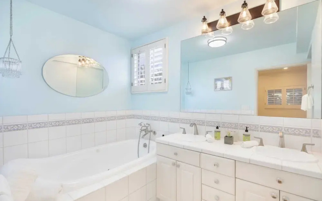 A-lister by Avantstay Hollywood Hills Luxe Group Escape w/ Pool