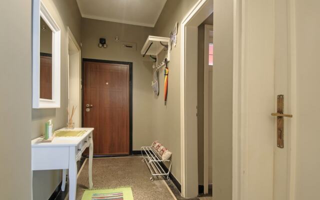 3 BDR Top Center Artistic Apartment - 115 m2