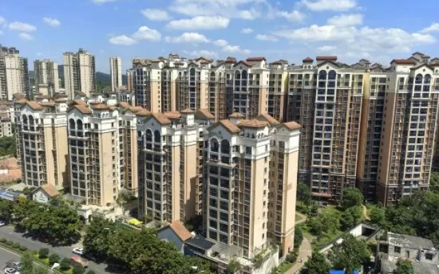 Guiyang Maple Shore City Hotel (Yunfeng Avenue Subway Station) — 2-star hotel in Guiyang