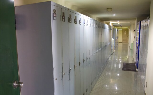 Capsule Hotel Shonan