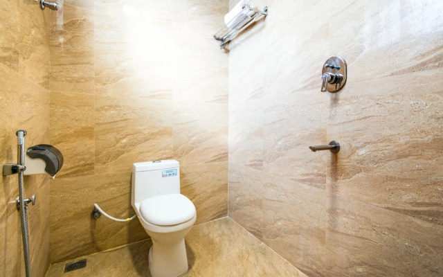 Hotel Golden Swan by FabHotels