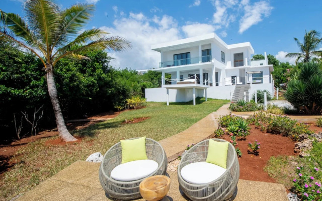 SafiraBlu Luxury Resort & Villas