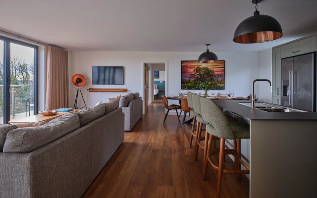 The Mole Resort - Lodges