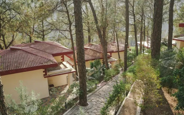 Tapovan Resorts
