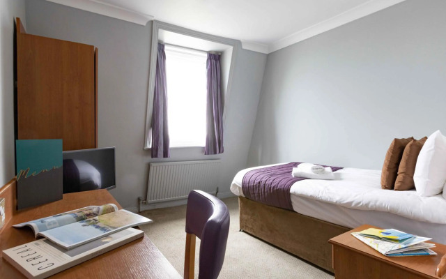 The New Southlands Hotel