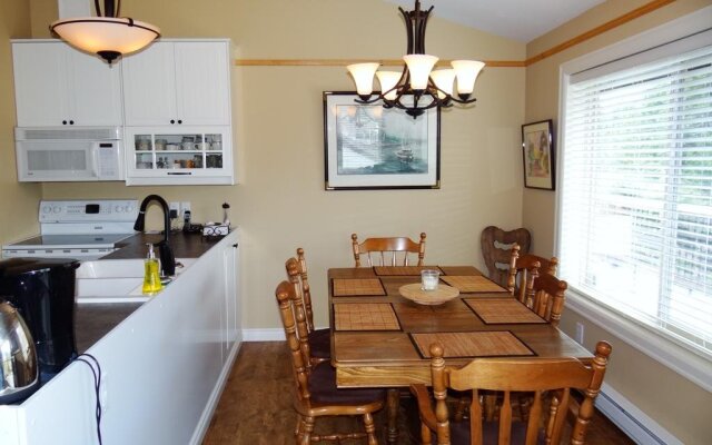 The Gallery House at Port Renfrew