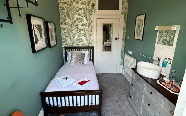 The Lyndhurst guest house