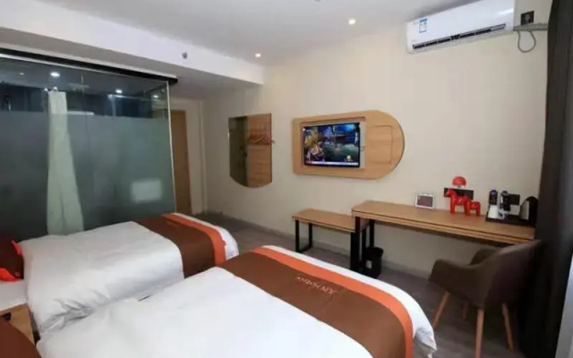 Junyi Chain Hotel (Hohhot Wanda)