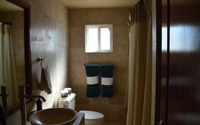 Playa Villa - 2 Br condo by RedAwning