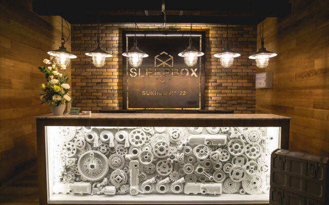 Sleep Box Sukhumvit 22 - Hostel