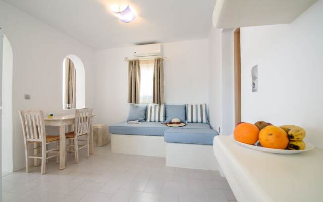 Villa George Santorini