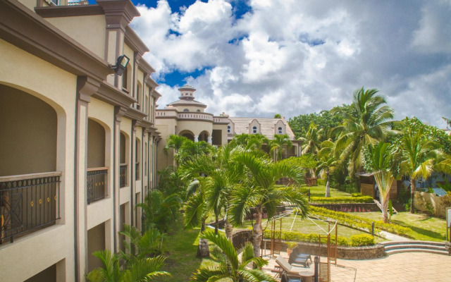 Sunset Reef Resort & Spa